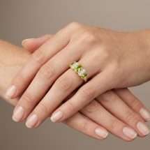 9ct Gold Peridot Diamond 5 Stone Dress Ring