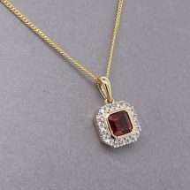 9ct Gold 0.10cts Diamond Garnet Halo Pendant