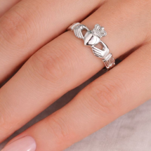 Sterling Silver Claddagh Celtic Weave Band Ring