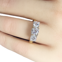 9ct Yellow Gold Graduated CZ 3 Stone Dress Ring