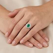 9ct Gold 1.00ct Emerald 0.30cts Diamonds Cluster Ring