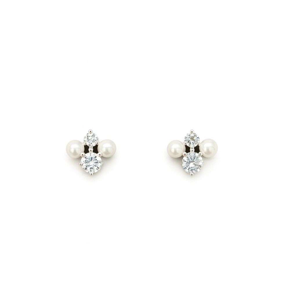 SE015C Sterling silver pearl cz kiss style stud earrings main image SE015C Sterling silver pearl cz kiss style stud earrings main image