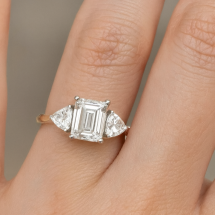 18ct Gold 3.20ct Lab Emerald Cut Trilliant Diamond 3 Stone