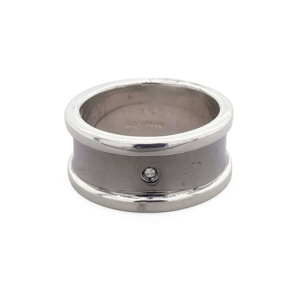 MR027-sterling-silver-diamond-set-oxidised-11mm-wide-ring-front-image MR027-sterling-silver-diamond-set-oxidised-11mm-wide-ring-front-image