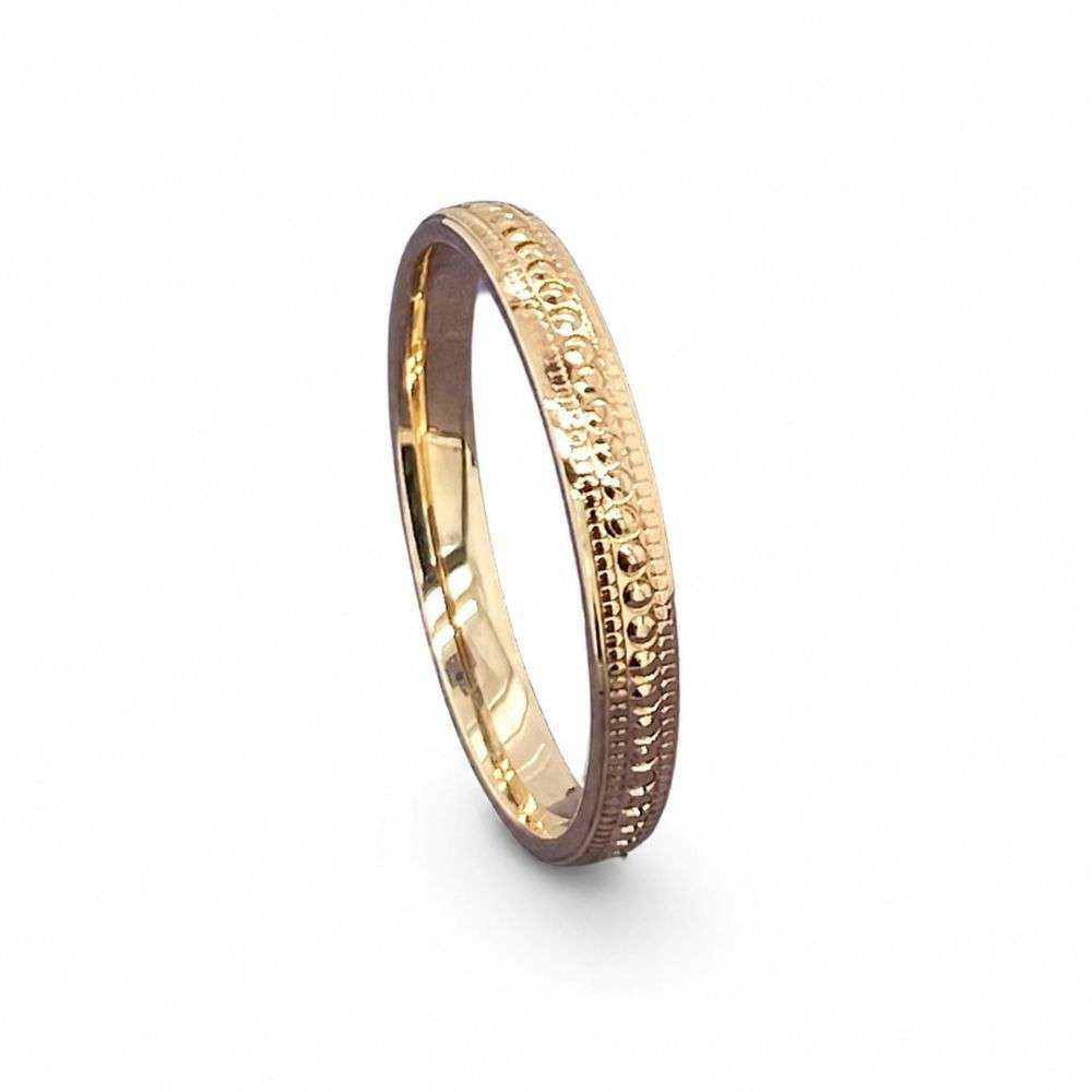 9KY-DC118-2.5MML 9ct yellow gold 2.5mm diamond cut centre trad court wedding band standing image 9KY-DC118-2.5MML 9ct yellow gold 2.5mm diamond cut centre trad court wedding band standing image