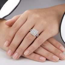 9ct Gold 0.65cts Baguette Cut Diamonds Halo Ring