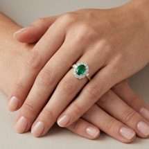 18ct Gold 1.04cts Lab Emerald 50pts Lab Diamond Ring