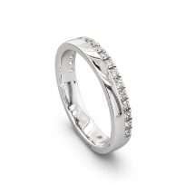 18ct White Gold 28pts Diamond Off Set Pave Wedding Ring