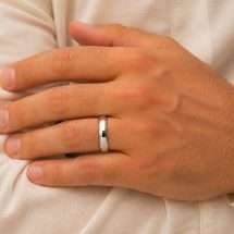18ct White 4mm Light Traditional Court Wedding Ring
