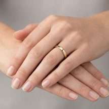 18ct Yellow 2mm Medium Soft Court Wedding Ring