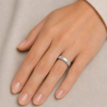 9ct White Gold 4mm Beaded Millgrain Edge Wedding Ring