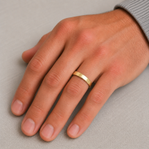 9ct Yellow Gold 4mm Medium Soft Court Wedding Ring