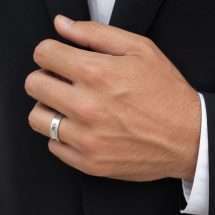 Argentium 6mm Traditional Court Matt Centre Wedding Ring