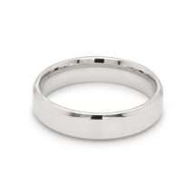 Palladium Men’s 5mm Flat Court Polished Wedding Ring