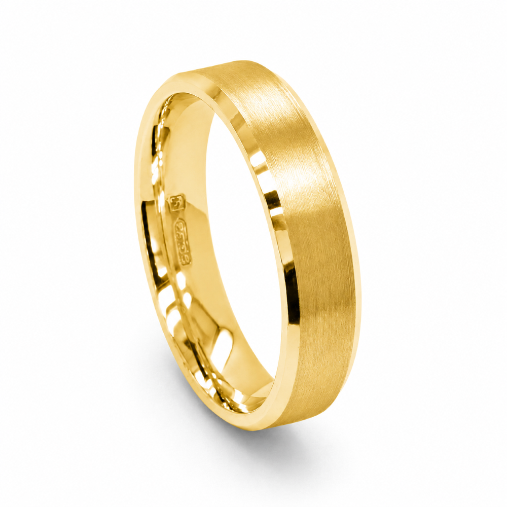 DC109BC-9Y-5MM-5mm-9ct-yellow-gold-5mm-Flat-Court-Bevelled-Edge-Matt-Centre-Wedding-Ring-Side-Image.jpg