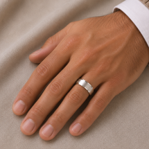 Argentium 6mm Flat Court Matt Centre Wedding Ring