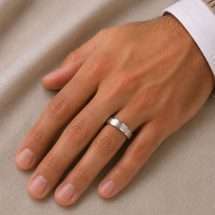 Palladium Men’s 5mm Flat Court Matt Centre Wedding Ring