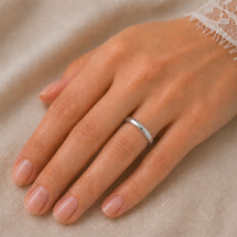 Platinum Classic 2.5mm Traditional Court Wedding Ring