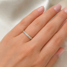 9ct Yellow Gold 20pts Diamond Millgrain Wedding Ring