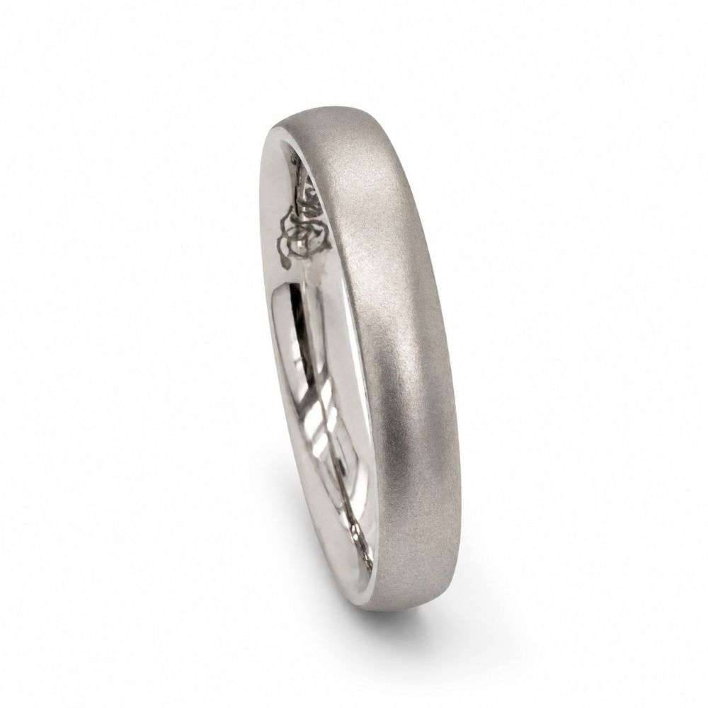TIMTCT4MM Titanium 4mm Traditional Court Matt Finish Wedding ring Front Image