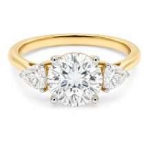 18ct Gold Round And Trilliant Cut 3.20ct Lab Diamond 3 Stone