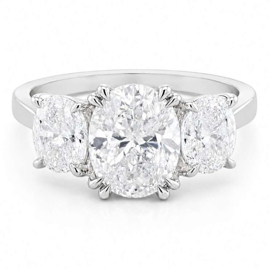 R5403-1072LGPT-platinum-3.50ct-Oval-Lab-Diamond-3-Stone-Graduated-Ring-wear-image R5403-1072LGPT-platinum-3.50ct-Oval-Lab-Diamond-3-Stone-Graduated-Ring-wear-image