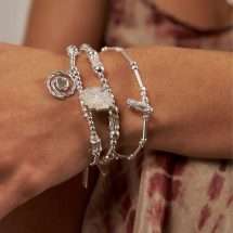 Chlobo Twist Dream Sparkle T Bar Bracelet SBMCTN3554