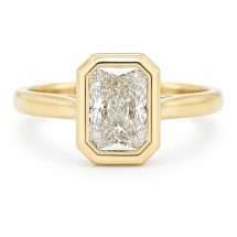 9ct Gold 1.00ct Lab Diamond Radiant Bezel Set Solitaire Ring