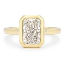 9ct Gold 2.00ct Lab Diamond Radiant Bezel Set Solitaire Ring