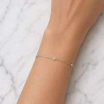 9ct White Gold 0.13ct Lab Diamond Bezel Station Bracelet